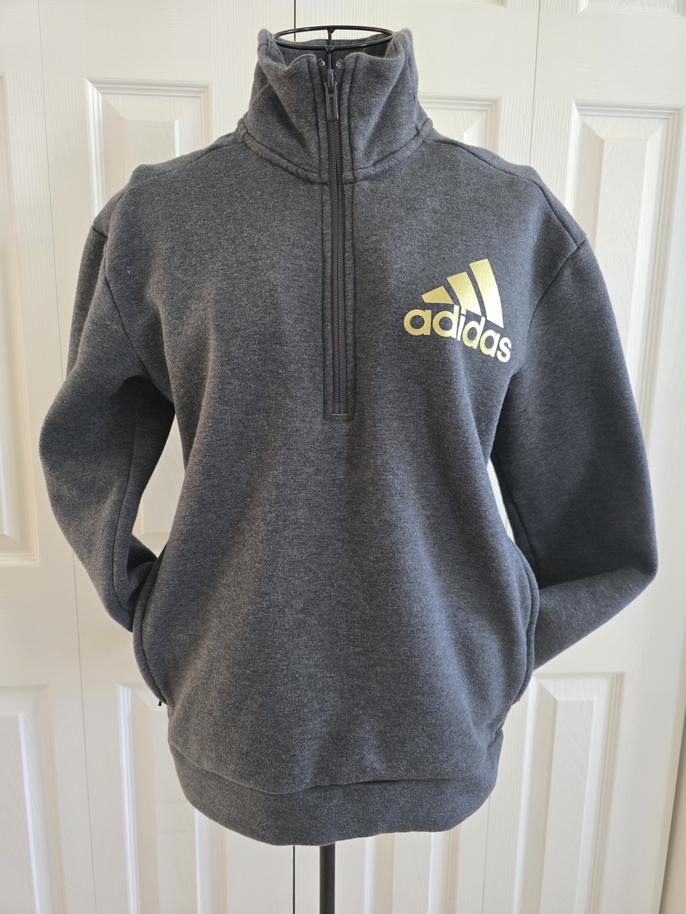 Adidas Ladies Charcoal Gray Quarter-Zip Sweatshirt with Gold Logo 🍁🍂